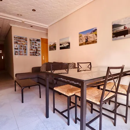 2 Bed Apartment, Great Location, 500m From Apartamento Valencia